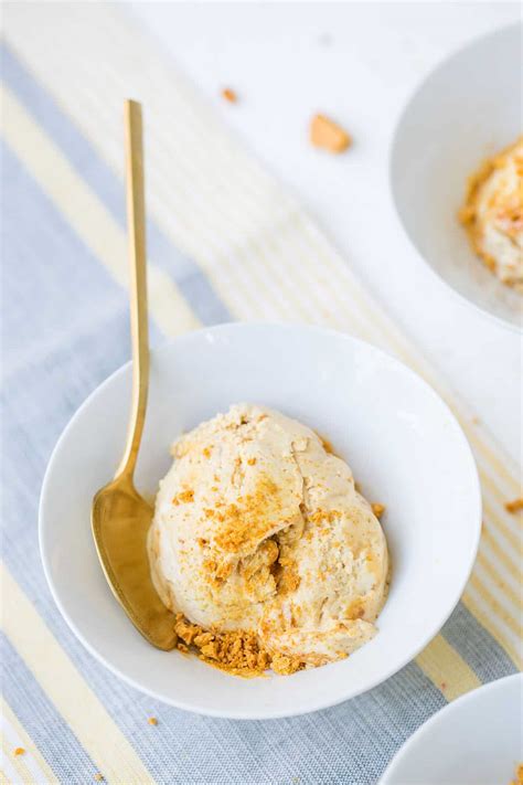 New Zealand Hokey Pokey Ice Cream Recipe - Sugar and Charm