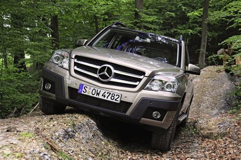 New Mercedes-Benz GLK-Class Posts Impressive Number of Incoming Orders