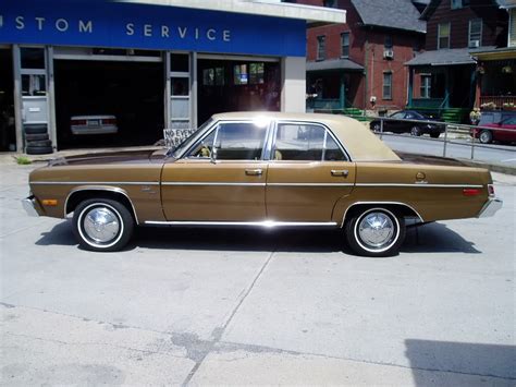 1975 Plymouth Valiant - Information and photos - MOMENTcar