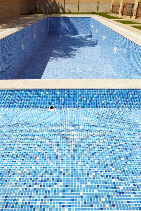 Tiles - Tropical Pools | Garden pool design, Pool, Swimming pool house