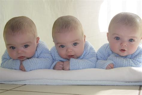 My Beautiful Triplets | Bebek ikizler, Bebek ateşi, Bebek fotoğrafları