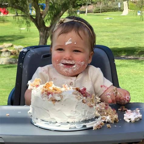 baby 1st birthday pics - Ivette Mintz