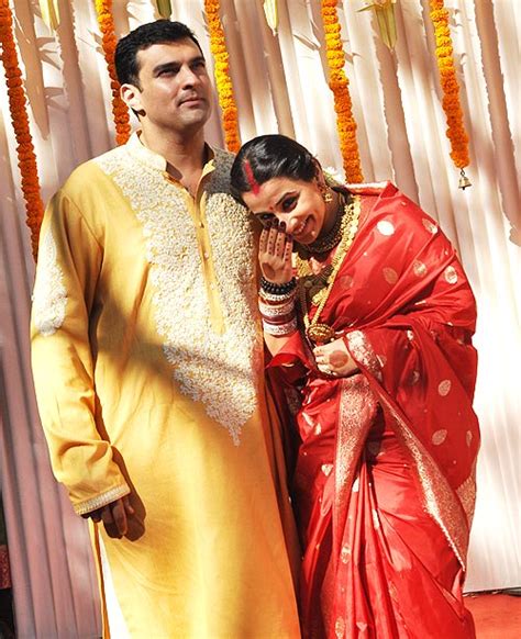 PIX: Vidya Balan weds Siddharth Roy Kapur - Rediff.com Movies