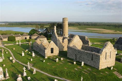 Ireland Discovery Tours. Clonmacnoise & Locke's Distillery Tour, with ...