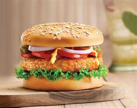 Big Crunch Chicken Cheese Burger | Café Coffee Day