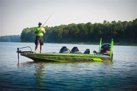 Boats :: BASS BOATS :: FX Series :: FX21 LE | Bass boat, Bass fishing ...