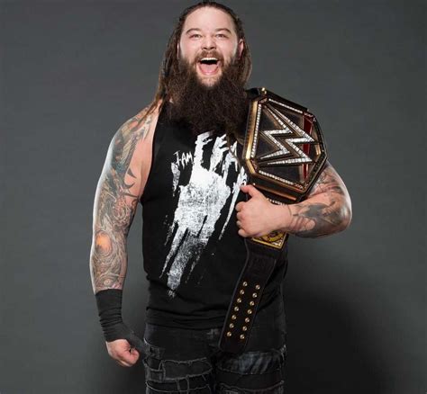 WWE Bray Wyatt Fiend, Family, Age, Wife, Mask, Height, Theme Song