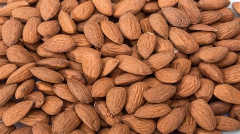 California’s Almonds Suck as Much Water Annually as Los Angeles Uses in ...