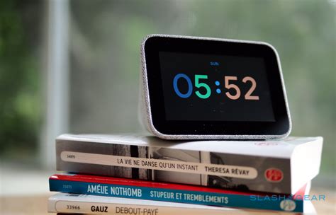 Lenovo Smart Clock Gallery - SlashGear