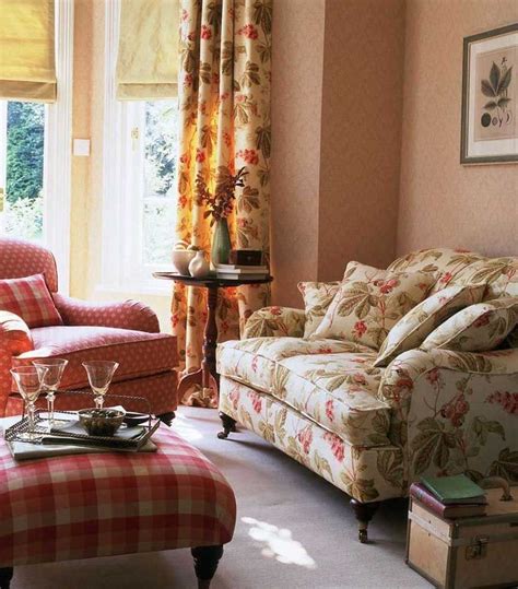 10 Best Country Sofas for Your Countryside Home | Cottage style sofa ...