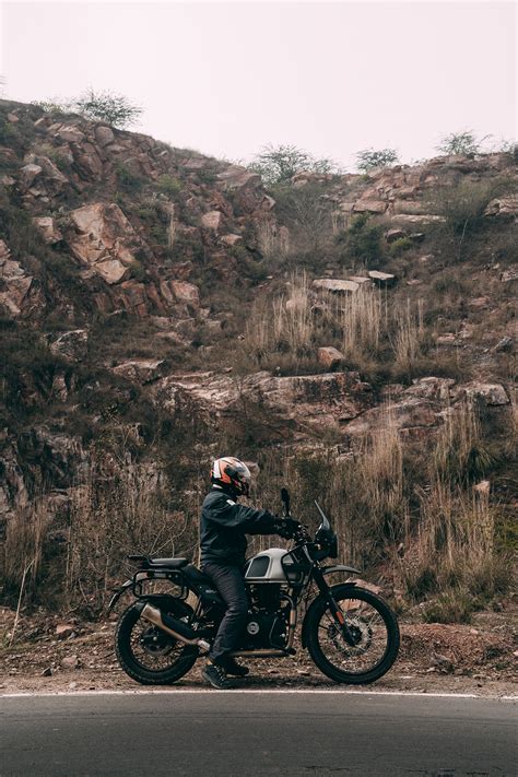 Royal Enfield HIMALAYAN on Behance