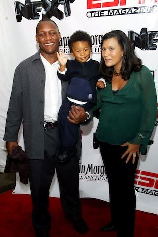 Barry Sanders files for divorce from wife of 11 years - Yahoo Sports