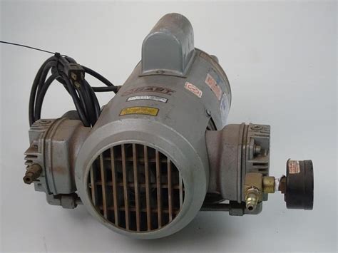 Gast Oil-Less Piston Air Compressor Vacuum Pump , 5LCA-10-M500X ...