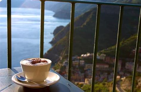 El placer de una taza de café italiano : Sobre Italia