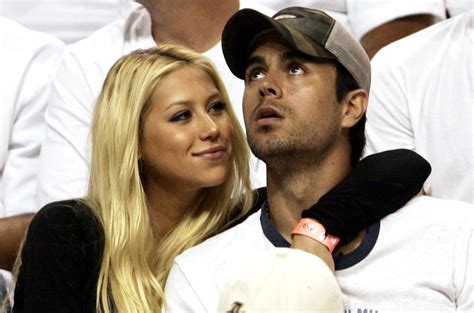 Enrique Iglesias & Anna Kournikova Watch the World Cup With Their Twins ...