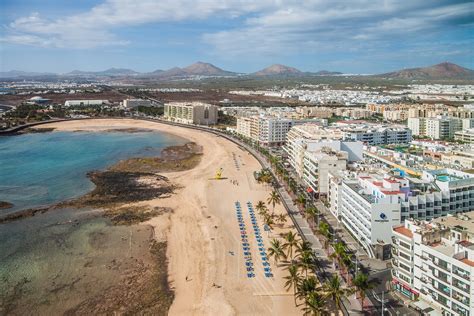 Lanzarote Beaches | LanzaroteGuide.com