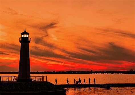 The Harbor Lighthouse in Rockwall, TX Photograph by David Ilzhoefer ...