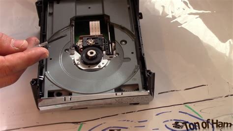 Xbox 360 Tutorial: How to Replace DVD Drive Part 2 - YouTube