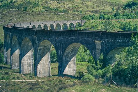 How to Get to The Glenfinnan Viaduct, aka The Harry Potter Bridge – The ...