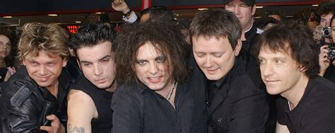 The Cure Plot North American Tour This Summer - American Songwriter