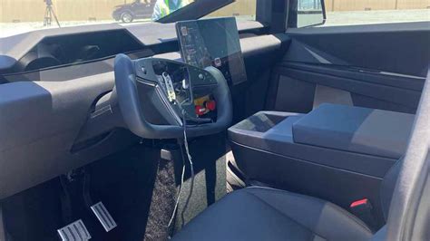 New Interior Pics Show the Tesla Cybertruck Has a Separate Gauge Cluster