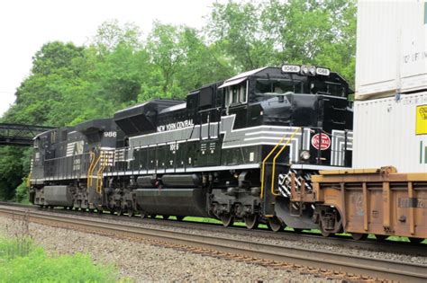 NYC Heritage Locomotive...at Last - Pittsburgh Mainline