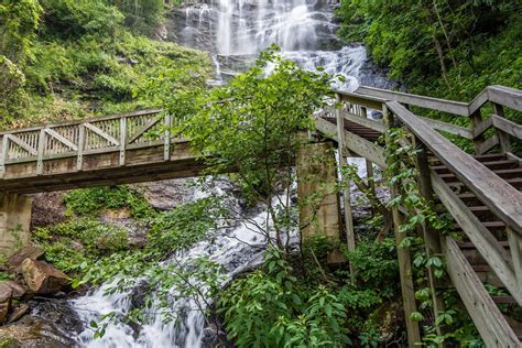 7 Family Friendly Hiking Trails To Explore in North Georgia