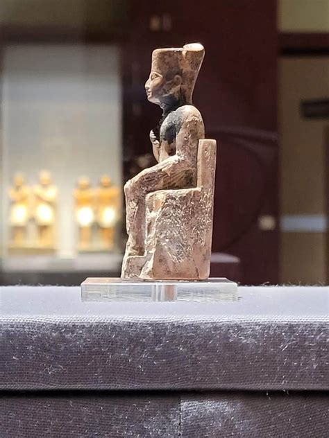 The 3 inch statue of King Khufu, the builder of the Great Pyramid - it ...