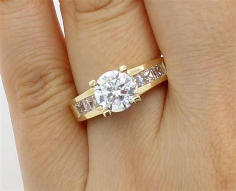 Gorgeous unique engagement rings #uniqueengagementrings | Engagement ...