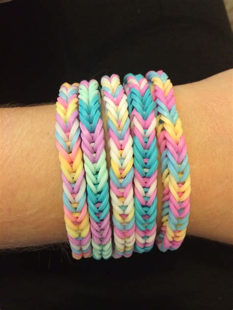 Rainbow Loom Fishtail bracelets in pastel colours including Glow in the ...