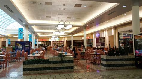 These Are The Worst Mall Food Courts In America