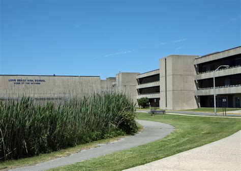 Long Beach Schools close in response to outbreak | Herald Community ...