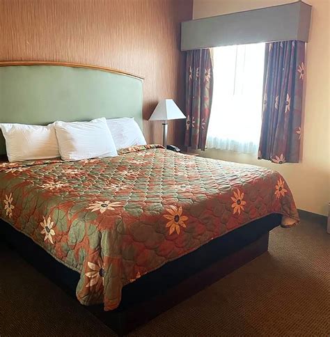 room2fixed – Randolph Inn & Suites Winchester Indiana