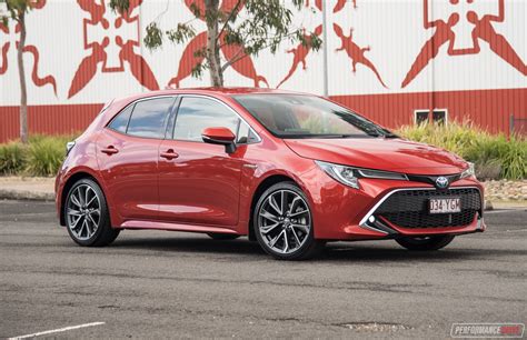 2019 Toyota Corolla ZR Hybrid review (video) – PerformanceDrive