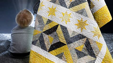 Make a "Summer Stars" Picnic Quilt with Jenny Doan of Missouri Star ...