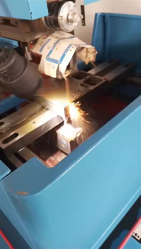 Hole Popper Edm Machine Wire Edm Cutting Speed Table Wire Cut Machine ...