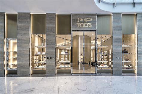 TOD’S CELEBRATES ITS NEW FLAGSHIP IN DUBAI | What We Adore Mall Facade ...