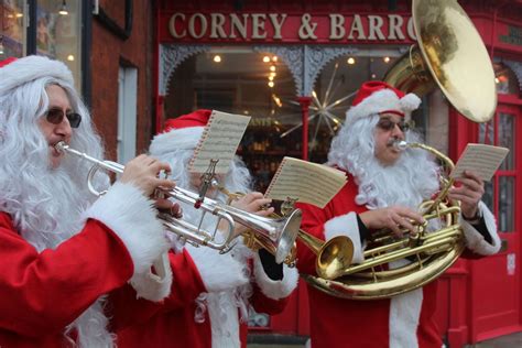 Christmas Carol Singers | Christmas Bands and Musicians