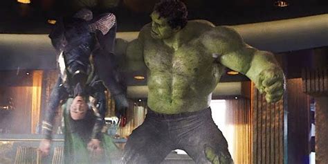 Tom Hiddleston Explains How The Avengers Filmed Loki's Hulk Smash Scene ...