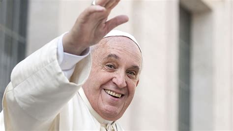 5 Leadership Lessons From Pope Francis