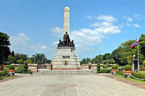 Dr. Jose Rizal Monument editorial stock photo. Image of hero - 24347783 ...