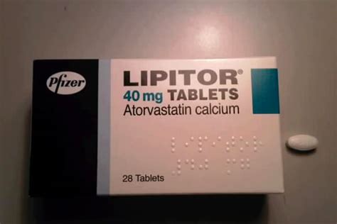 Lipitor vs Zocor - Difference and Comparison | Diffen