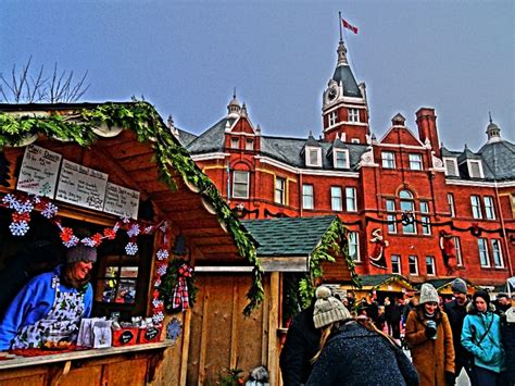 7 Fun & Festive Things to do in Stratford for Christmas