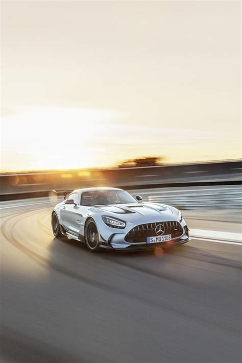 2021 Mercedes-AMG GT Black Series Phone Wallpaper 001 - WSupercars