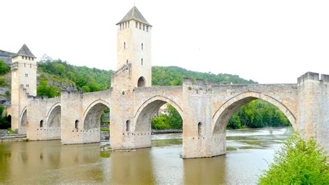 Cahors, Cathedral Town – 18 June – Travels with Verne and Roy