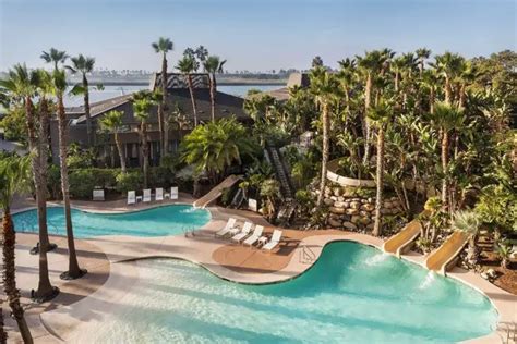 7 Best Hotels in San Diego with Water Slides & Pool for Kids