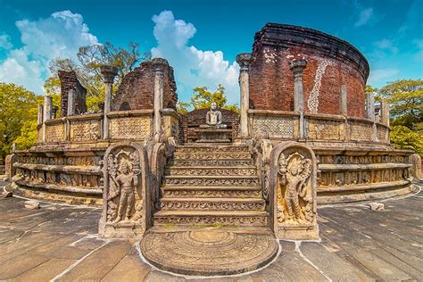 Best Places to visit in Polonnaruwa | Tourist Attractions in Polonnaruwa