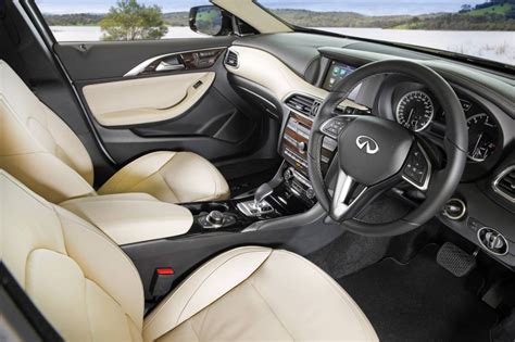 Infiniti QX30 interior – PerformanceDrive