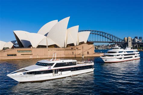 Sydney Harbour Dinner Cruise | Sunrise Travel Australia