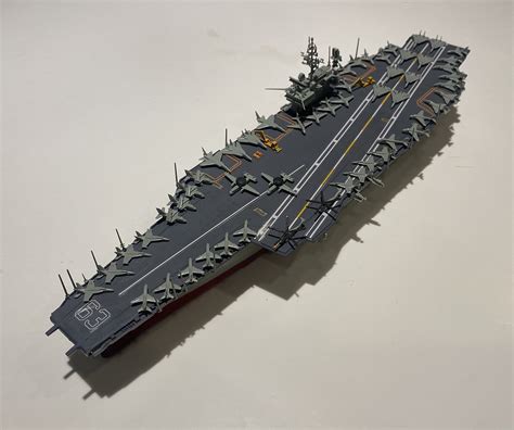 USS Kitty Hawk -- Plastic Model Aircraft Carrier Kit -- 1/800 Scale ...